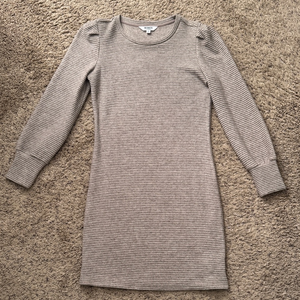 BB DAKOTA NEW WOMEN'S KNIT THE SCENE DRESS Size M - Picture 4 of 9